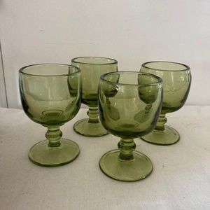 4 Small green vintage goblets